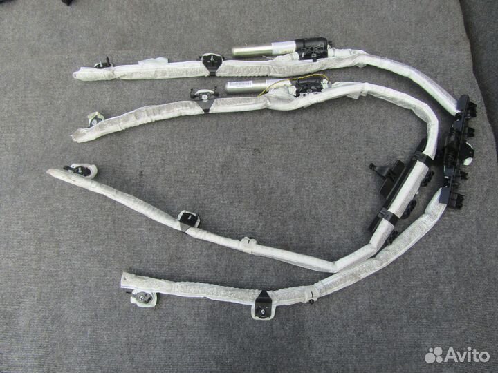 Шторка правая BMW 1 E87 72129132878