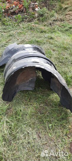 Подкрылки на lifan x60 2012г новые