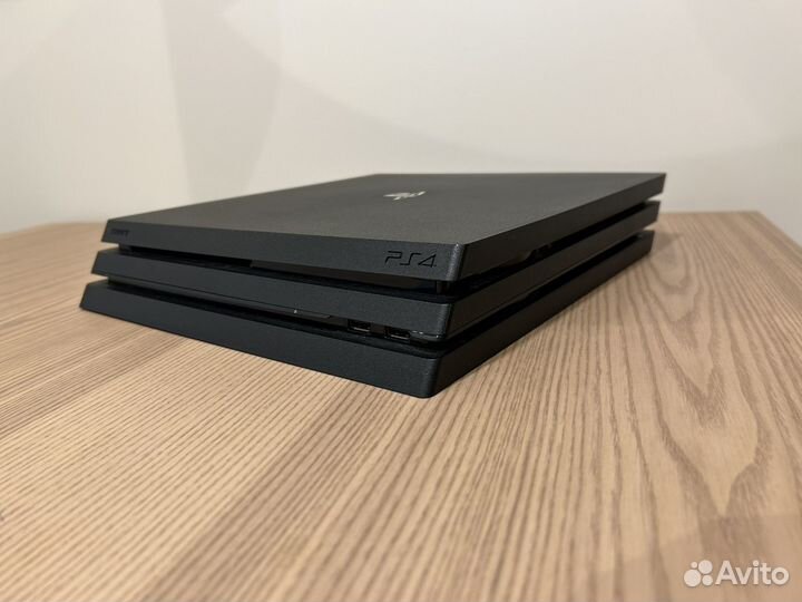 Sony playstation 4 pro 1tb