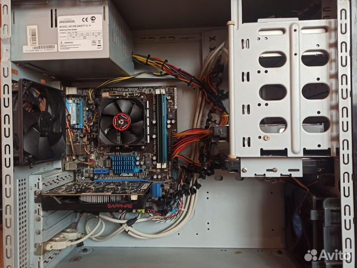 Игровой компьютер с монитором