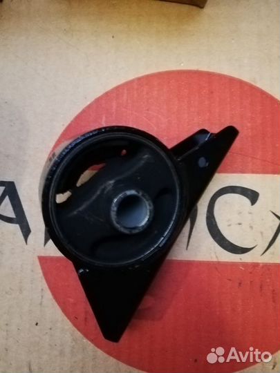 Опора двигателя Tenacity Mitsubishi Galant