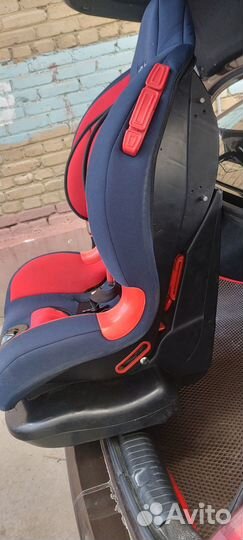 Детское автомобильное кресло бу