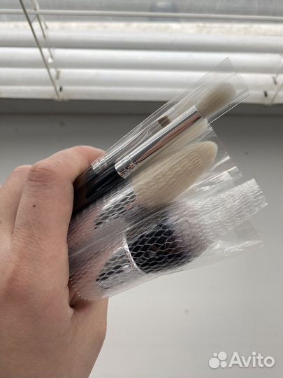 Кисти для макияжа новые