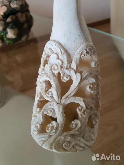 Статуэтка лебедь