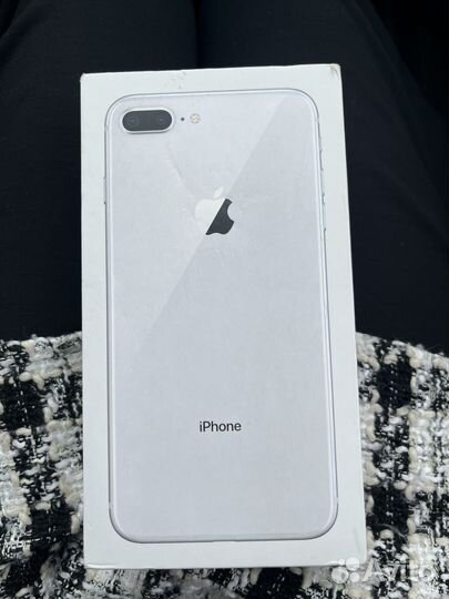 iPhone 8 Plus, 64 ГБ