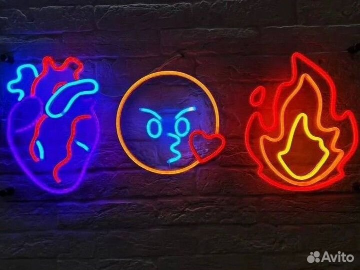 Неоновая вывеска для заведения ночного клуба бара