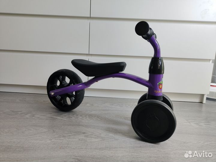 Беговел трехколесный