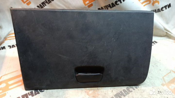 Бардачок Kia Rio 3