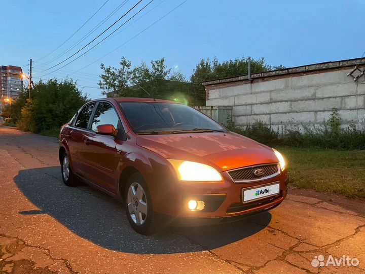 Ford Focus 2.0 AT, 2006, 200 000 км