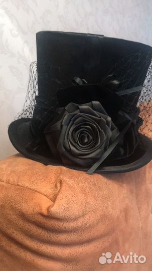 Шляпа женская (цилиндр)