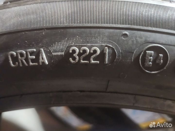 Continental ContiVikingContact 7 255/35 R20 97T