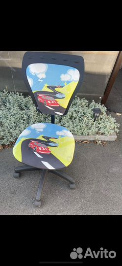 Письменный стул