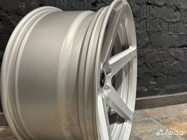 Диски оригинал новые Vorsteiner V-FF 104 5x112 20