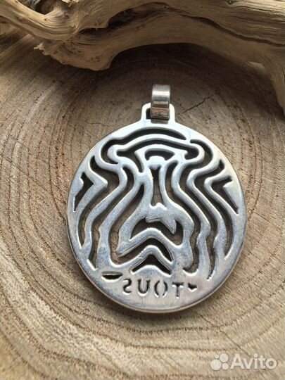 Tous медальон Новый