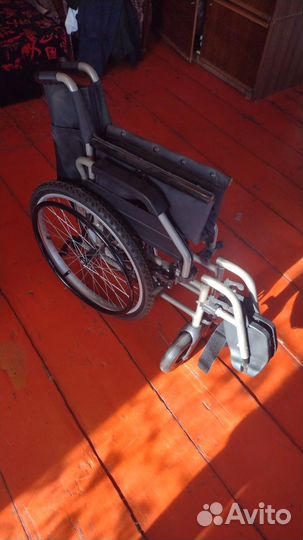 Инвалидная коляска новая