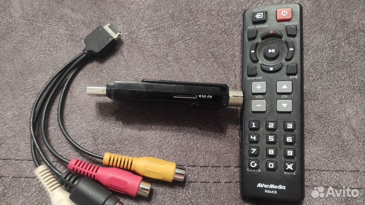 Тв тюнер aver tv volar dvbt2 USB