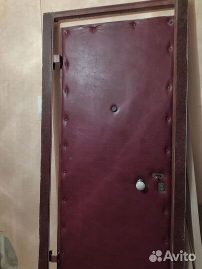 Дверь входная металлическая
