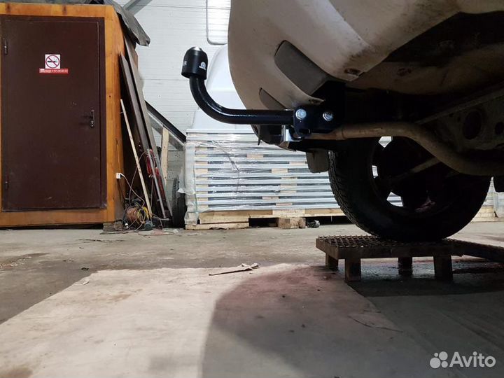 Фаркоп на рено