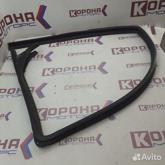 Уплотнитель стекла передней левой двери hyundai G