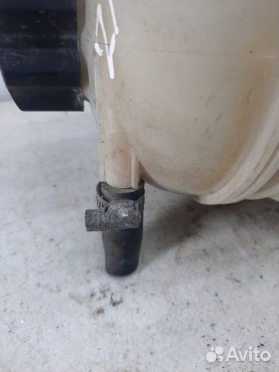 Бачок расширительный Peugeot 206 хэтчбэк 3 дв. 1.1