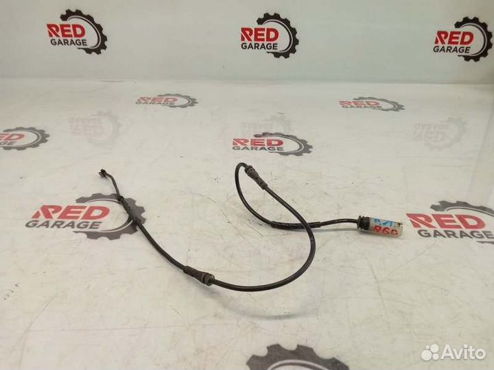 Датчик износа тормозных колодок передний левый