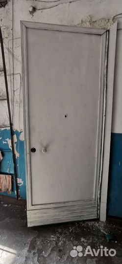Дверь входная металлическая