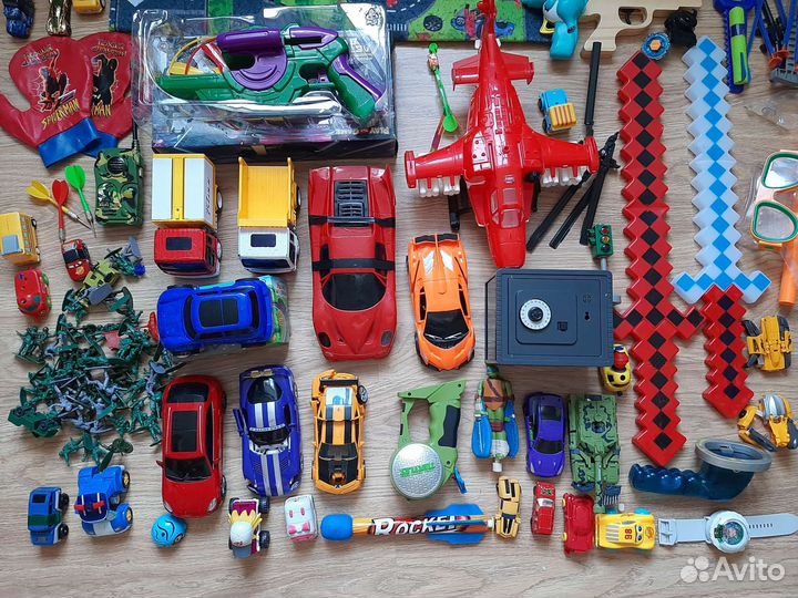 Игрушки для мальчиков,большой пакет б/у