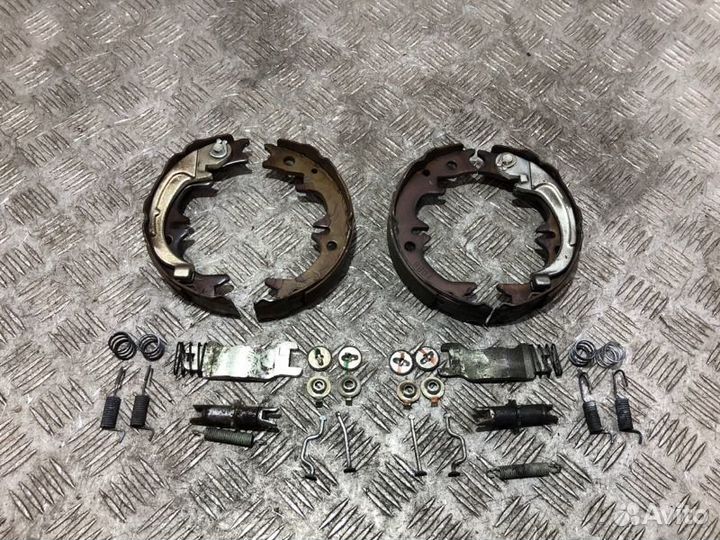 Ремкомплект стояночного тормоза Toyota Camry V50