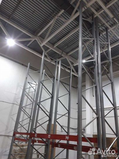 Стеллажи фронтальные