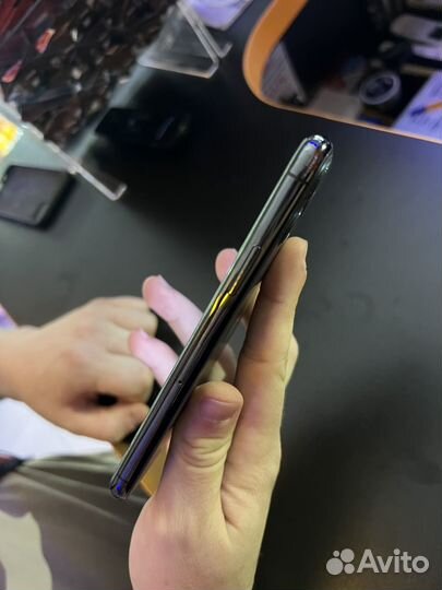 iPhone 11 pro 64