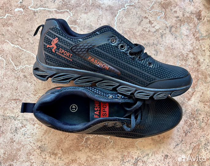 Кроссовки мужские