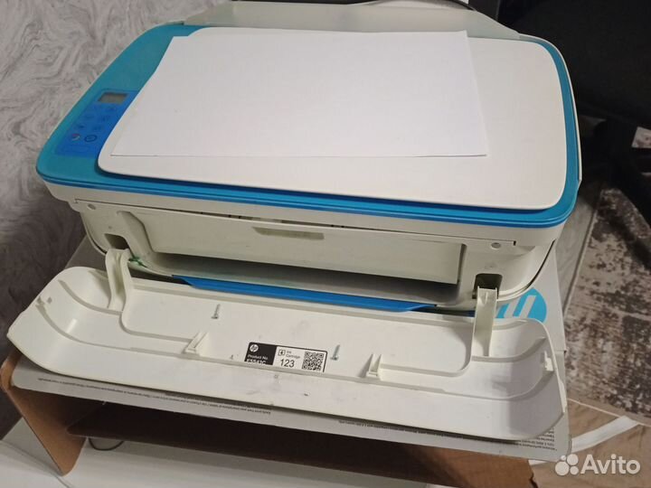 Принтер цветной hp