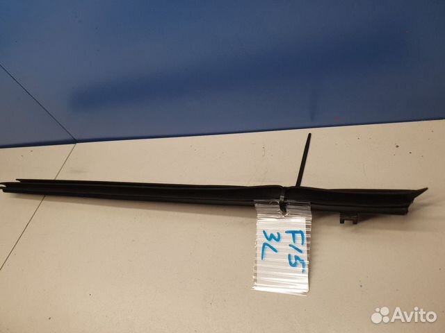 Накладка стекла задней левой двери BMW X5 F15 2013