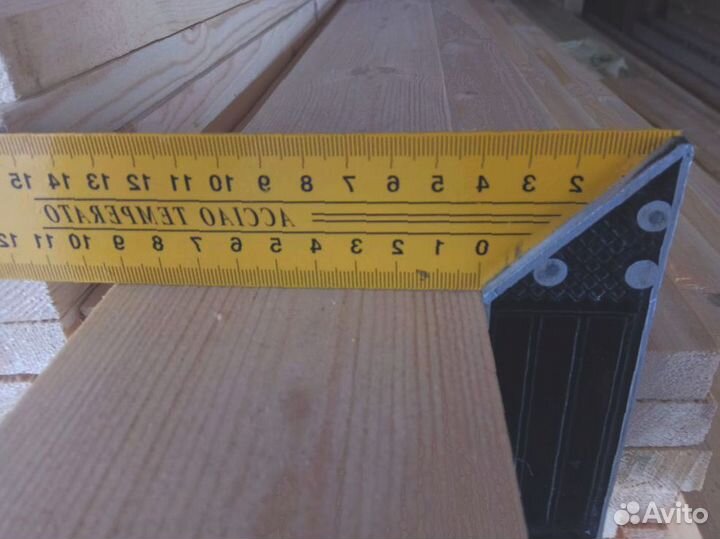 Уникальный дизайн с досками из сосны