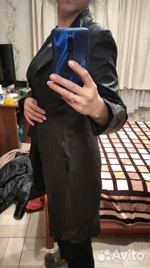 Кожаный плащ женский