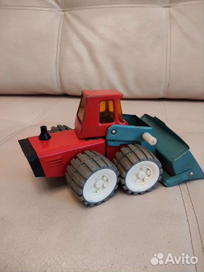 Игрушка трактор -бульдозер СССР