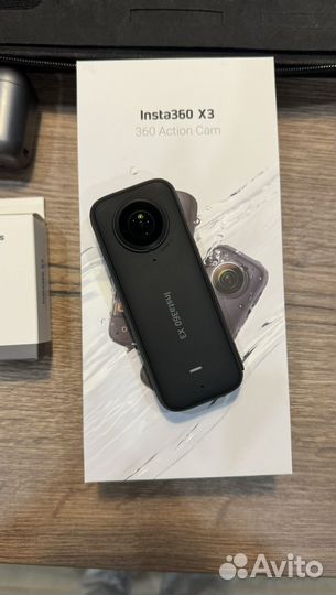 Экшн камера Insta 360 x3 с аксессуарами