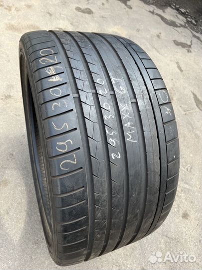 Dunlop SP Sport Maxx GT 295/30 R20