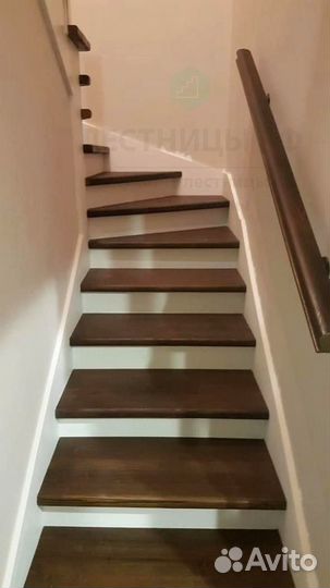 Деревянная лестница лестница