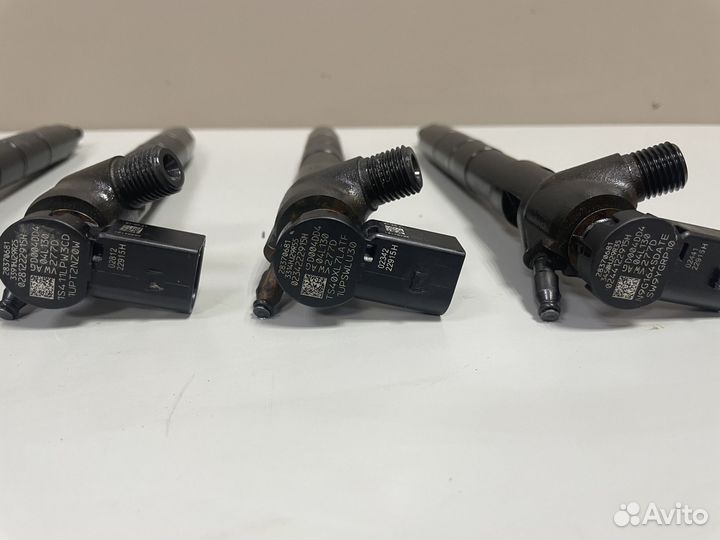 Насос форсунка Шкода Октавия А7 Гольф 7 Ауди А3