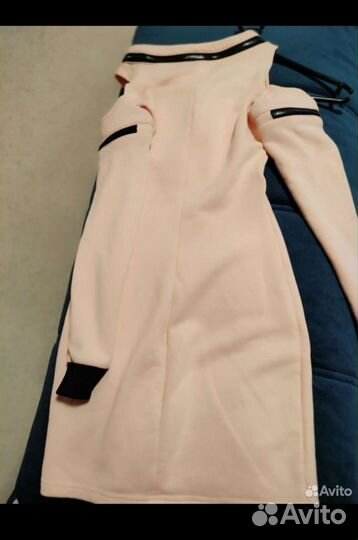 Розовое платье octave