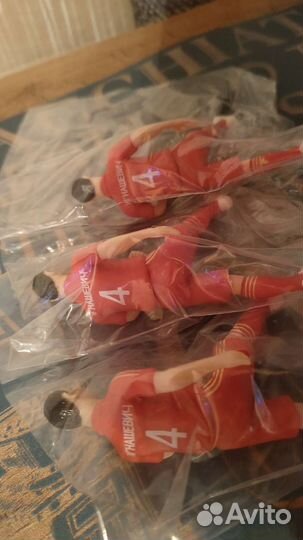 Фигурки футболистов сборной