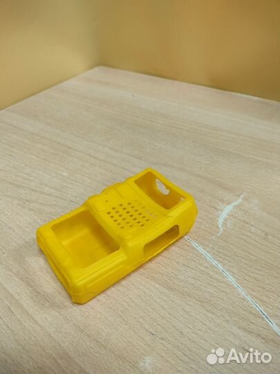 Резиновый чехол для рации Baofeng UV-5R желтый