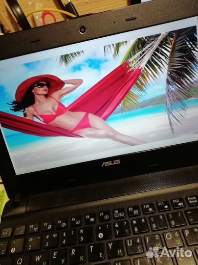 Быстрый Нетбук asus x101ch + Бл. Питания. Торг