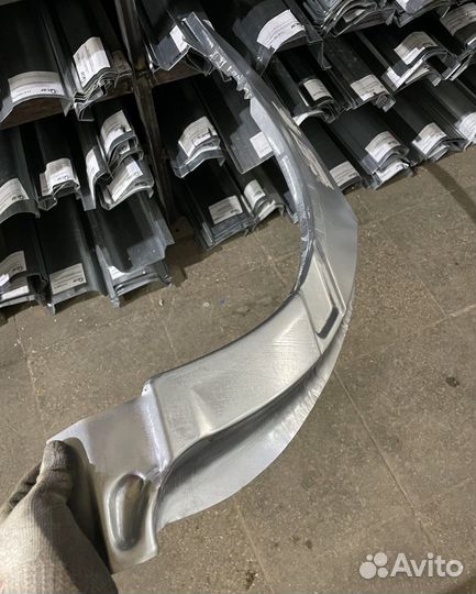 Арка правая Mercedes W203 2000-2008 (Klokkerholm)