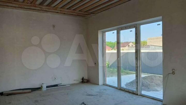 Дом 90 м² на участке 5 сот.