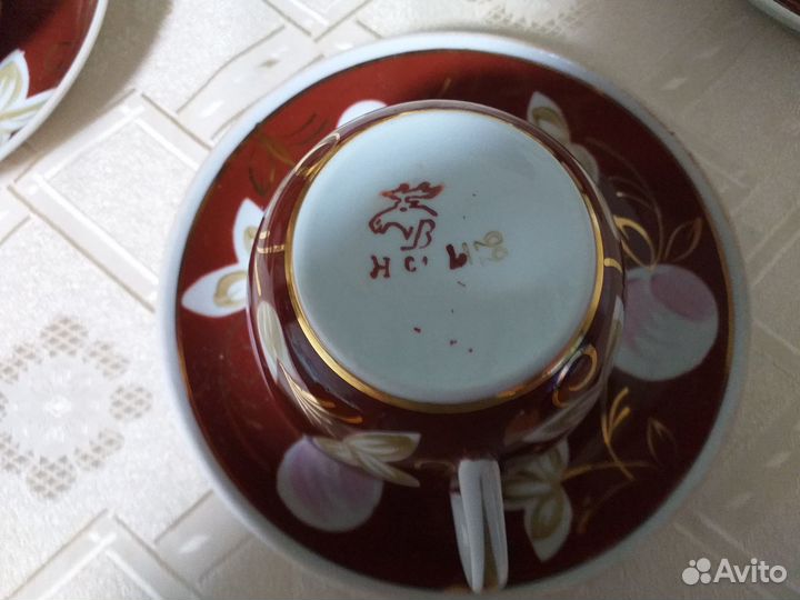 Чайная пара Вербилки, Слива на бордовом