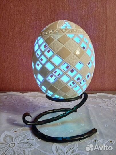 Резное страусиное яйцо