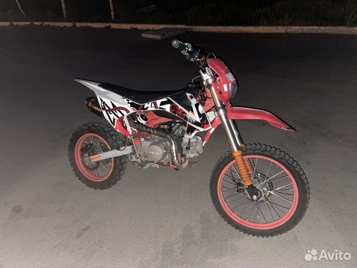 Питбайк venom 125