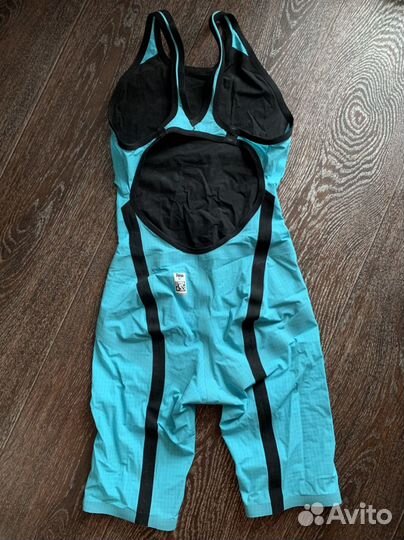 Гидрокостюм arena